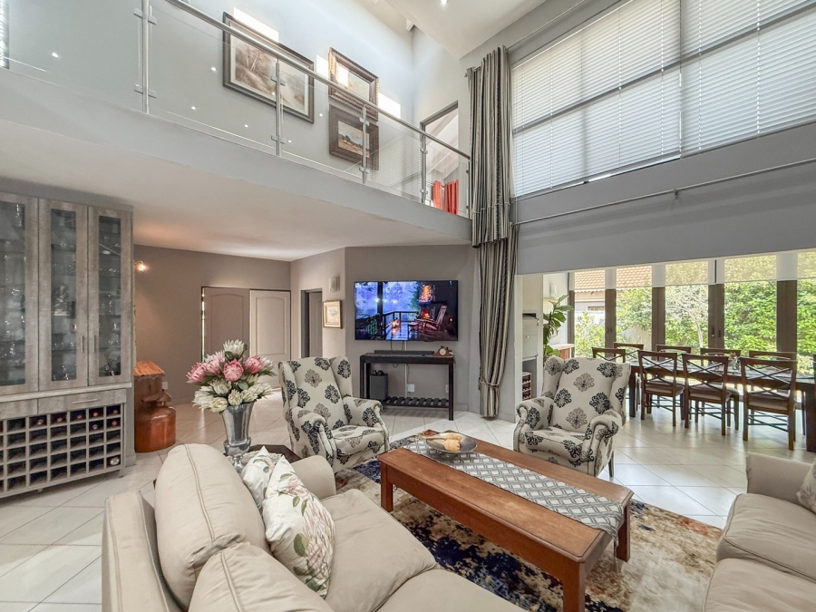 7 Bedroom Property for Sale in Melodie North West